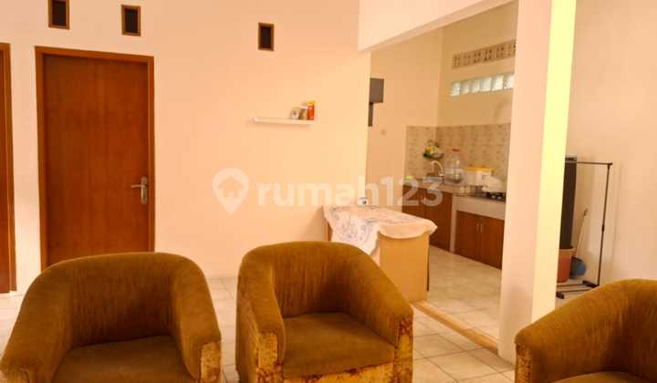 For Rent: 2-Story House, Nice and Clean in Margahayu Raya 2