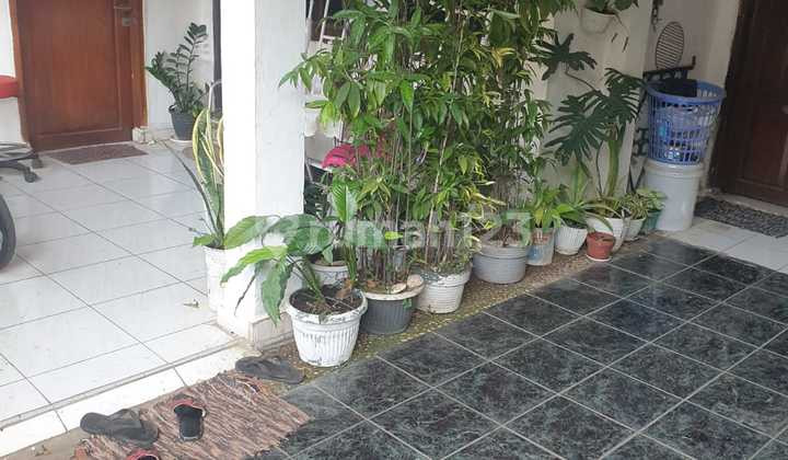 For Rent 2-Story Fully Furnished House in Riung Bandung Complex