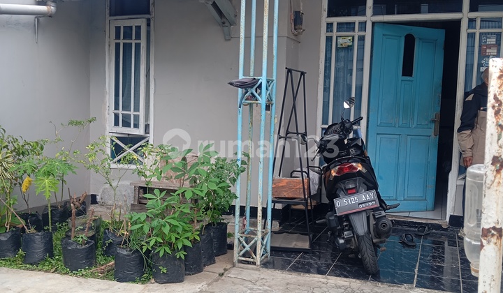 Di Jual Rumah Lama 1 Lantai Di Sayap Katamso