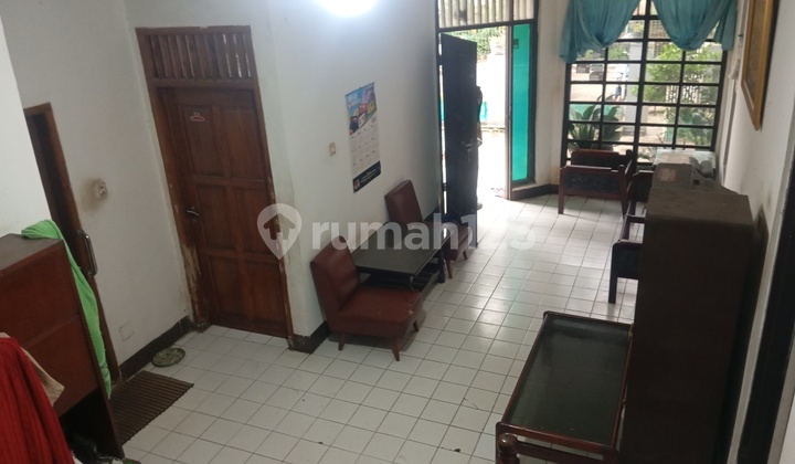 Di Jual Cepat Rumah 1,5 Lantai Depan Taman Dekat Ke Mtc Margahayu Raya 2