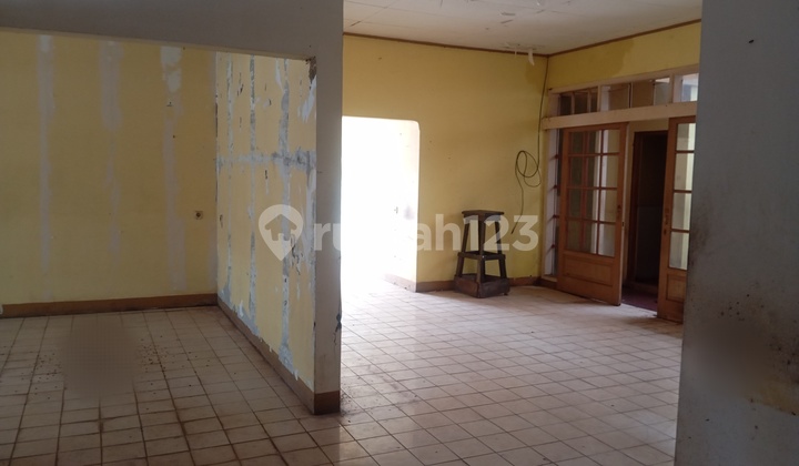 Disewakan Rumah Besar & Luas Dekat Ke Metro Soekarno Hatta 2