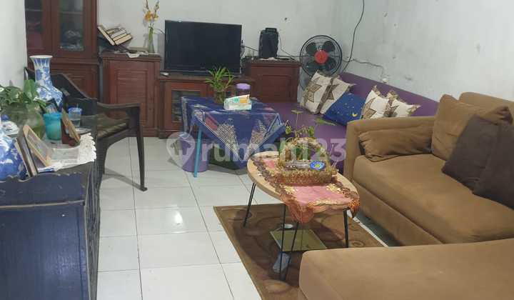 Disewakan Rumah 2 Lantai Fullfurnish Di Komplek Riung Bandung 2