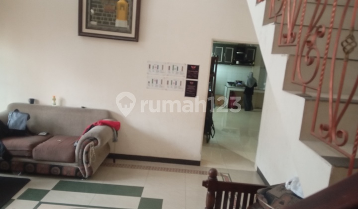 Disewakan Rumah 2 Lantai Di Merkuri Margahayu Raya