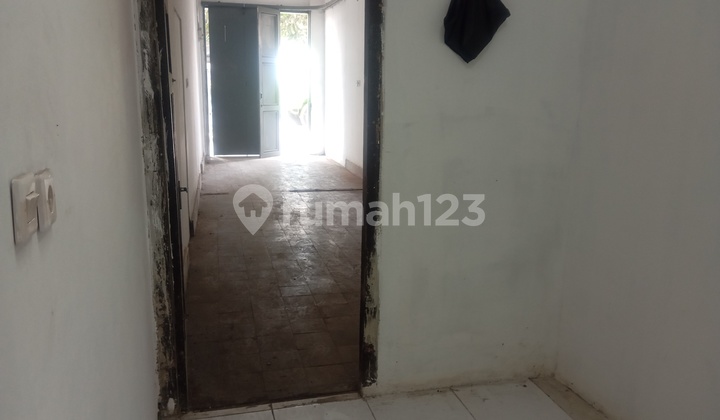 Simple 1-Story Shop House for Rent in Nanjung Simple 1-Story Shop House for Rent in Nanjung