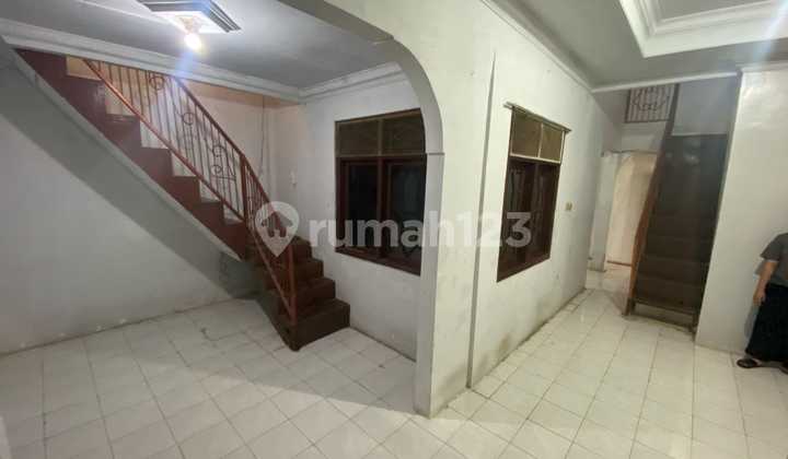 Di Jual Rumah 2 Lantai Cakep Bersih di Margahayu Raya Di Jual Rumah 2 Lantai Cakep Bersih di Margahayu Raya