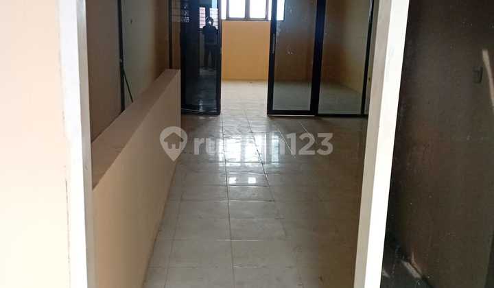 Disewakan Ruko 3 Lantai Sudah Renovasi Di Antapani