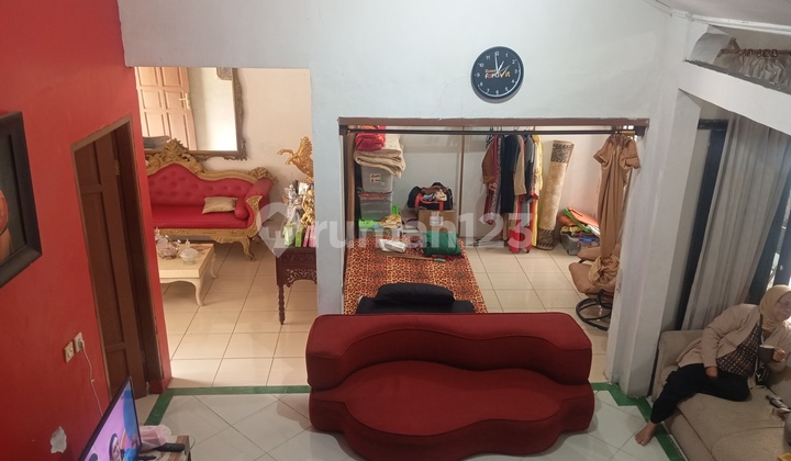 Disewakan Rumah 1,5 Lantai Full Furnish Di Margahayuraya Disewakan Rumah 1,5 Lantai Full Furnish Di Margahayuraya