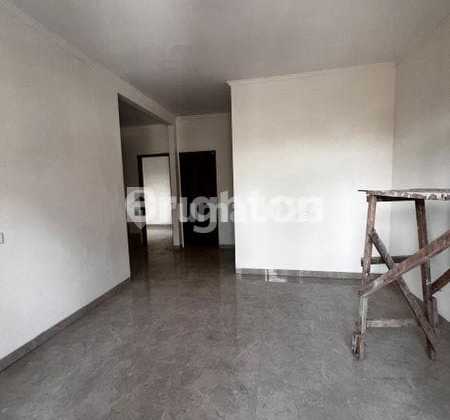 Di Jual Rumah Modern Rumah Baru Bebas Banjir 2