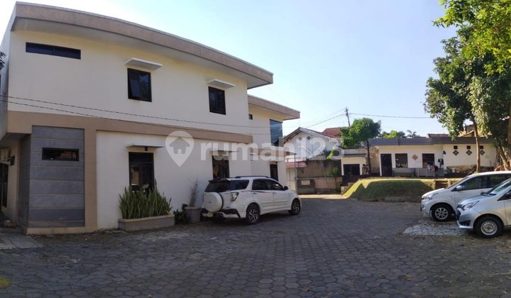 Dijual Kosan Aktip Cipedes Maranatha Pasteur Cipaganti Sukajadi di Jl. Cipedes Tengah No.162, Cipedes, Sukajadi, Kota Bandung, Jawa Barat, Indonesia, 40162, Cipedes SHM 1227.0 m² Kost 2