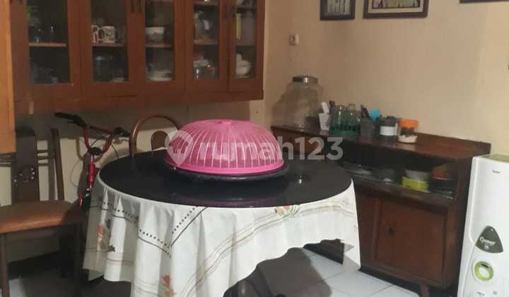 Dijual Rumah Terusan Tubagus Ismail Jarang Ada di Jl. Tubagus Ismail Raya No. 1b, Sekeloa, Coblong, Kota Bandung, Jawa Barat, Indonesia, 40134, Tubagus Ismail SHM Bagus Rumah 2