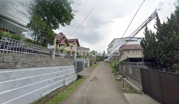 Dijual Murah Tubagus Ismail di Bawah Harga NJOP Siapa Cepat Dia Dapat di Jl. Tubagus Ismail Raya No.41a, Sekeloa, Coblong, Kota Bandung, Jawa Barat, Indonesia, 40134, Tubagus Ismail SHM Bagus Rumah