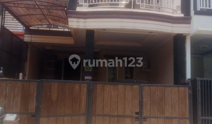 Rumah Siap Huni di Taman Puspa Harapan Indah Bekasi Rumah Siap Huni di Taman Puspa Harapan Indah Bekasi