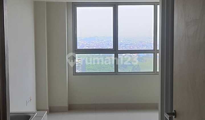 Springlake View Studio Tower Freesia Summarecon Bekasi Apartment