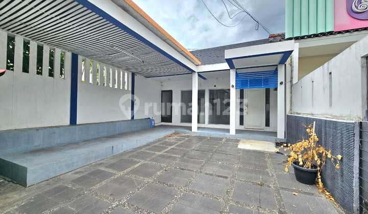 Rumah Perlu Renovasi di Rawamangun Jakarta Timur