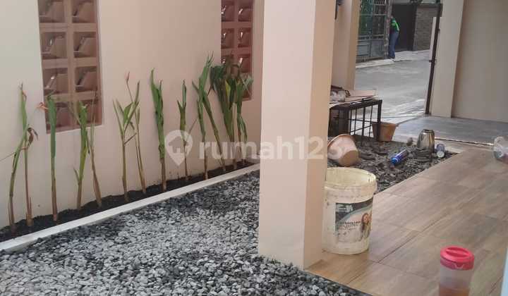 Rumah Bangunan Baru di Pondok Pekayon Indah Dekat Galaxy Bekasi 2