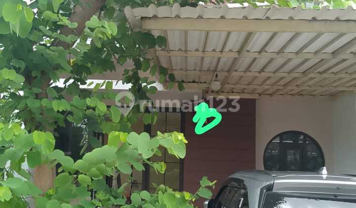 For Rent: Nice 2-Story House with 4 Bedrooms For Rent: Nice 2-Story House with 4 Bedrooms