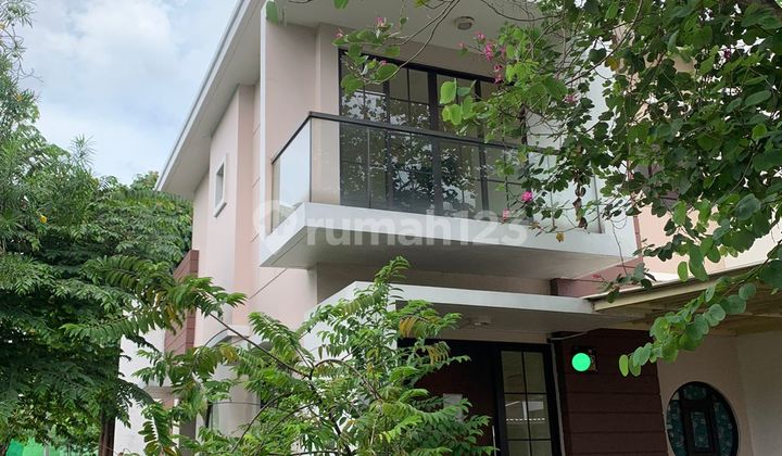 For Immediate Rent: Nice 2-Storey House in Hoek