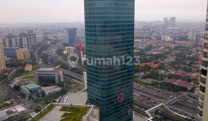 Apartment 3BR+1 Furnished Bagus dan Luas 2 Unit Jadi 1 2