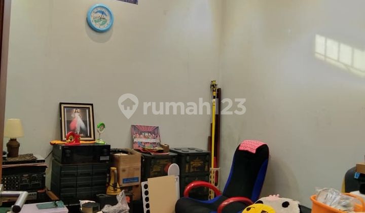 Dijual Cepat Rumah 3 Lantai SHM Siap Huni 2