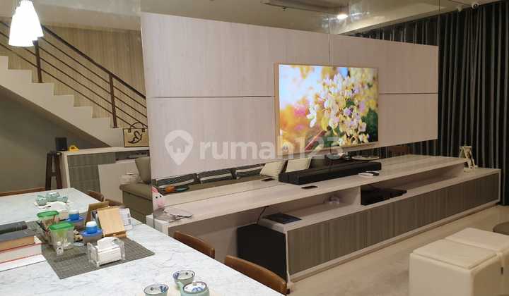 For Rent Town House 4 Bedrooms Fully Furnished Good 2