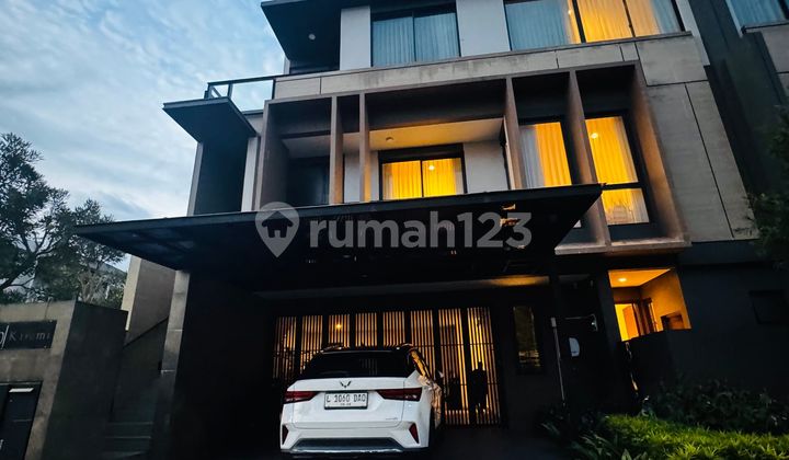 Runah Mewah Private Lift The Zora Hook Bsd City