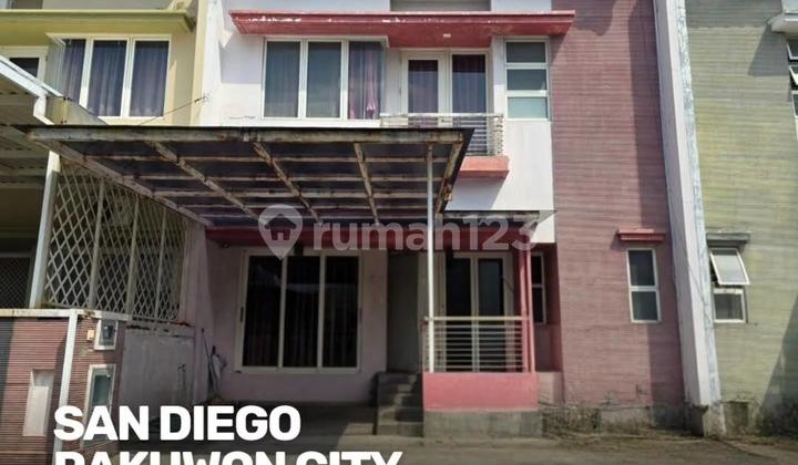 Dijual Rumah Terawat, Harga Under Market. *Pakuwon City - San Diego*