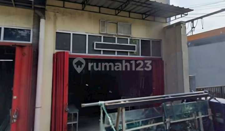 Semolowaru Commercial Shophouse, Zero Twin Highway, Commercial Area Suitable for Business Near School and Campus. 1