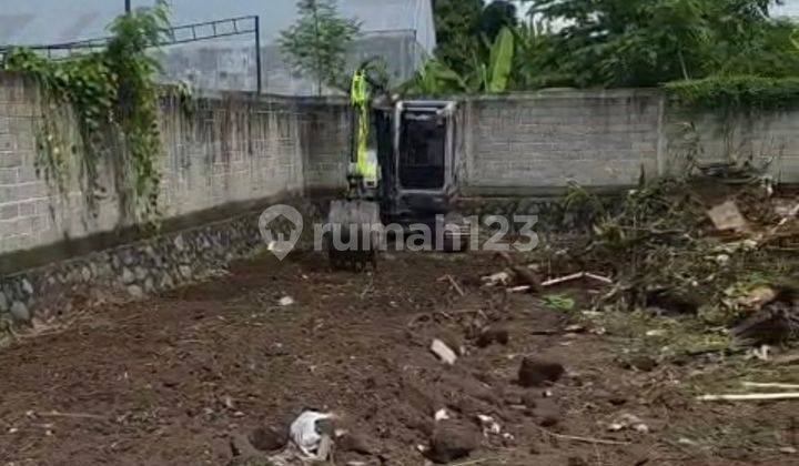 Dijual Tanah 3,93 Are di Jalan Gemitir Kesiman Denpasar Timurluas 393M2 Hadap Selatan Aspek Permukimanstrategis:5 Menit ke Jogging Track Desa Budaya Kertalangu11 Menit ke Living World Mall