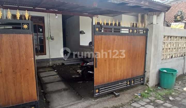 Kost for Sale in Waturenggong Street, Near Sanglah and Udayana Campus, Strategic Location 1