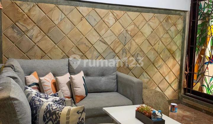 Dijual Rumah 2 Lantai Full Furnished SHM dan IMB Lengkap Dekat Dgn Fasilitas Umum 2