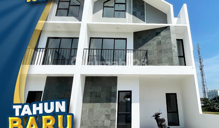 Bonus Canopy, Rumah, 2 Lantai, SHM, Siap Huni