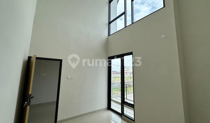 Sell Cheap 2-Story House in Solo Near UNS