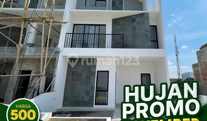 Nice SHM House Slamet Riyadi, Solo for sale luxurious 1