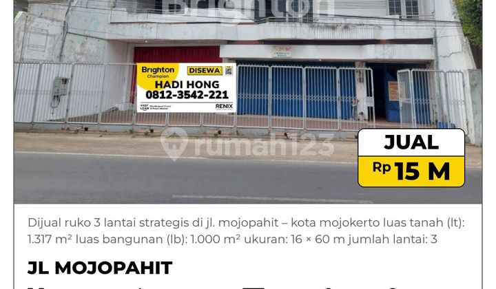 For Sale 3-Story Shophouse in Mojokerto City. For Sale 3-Story Shophouse in Mojokerto City.