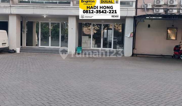 For Sale: Shophouse in Villa Royal Wates Housing, Mojokerto. 1
