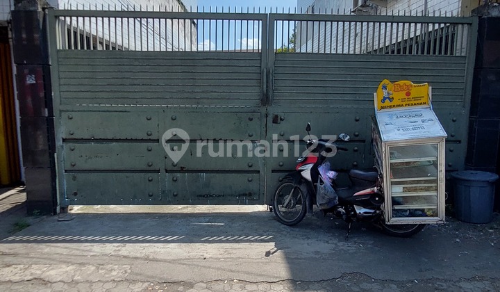 Dijual Gudang+ Rumah Walet Luas 3200 M2 di Kota Mojoagung. Dijual Gudang+ Rumah Walet Luas 3200 M2 di Kota Mojoagung.