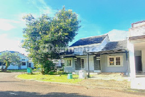 Sewa Hook Delatinos Rawabuntu Bsd. Boulevard Utama, Lega, & Aman!