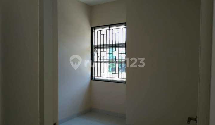 Spacious Asri House Ready to Develop in Cisauk BSD 2