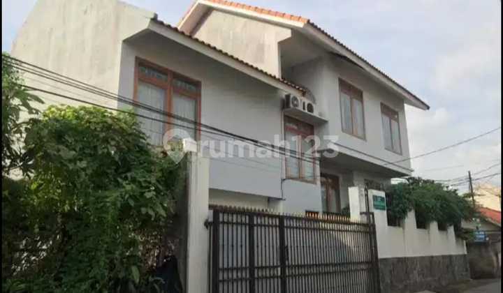 Dijual - Rumah Tinggal 2 Lantai Jalan H Sajim Gandaria Radio Dalam Jakarta Selatan