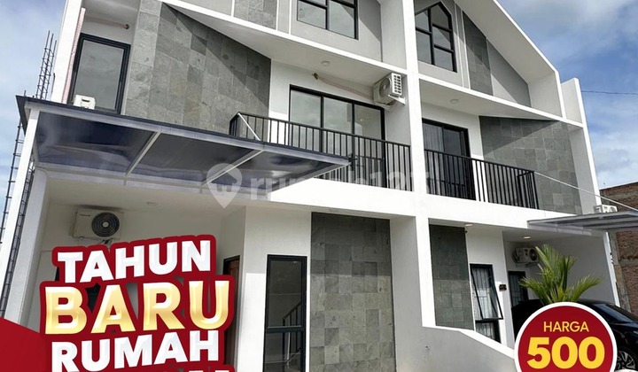 Rumah Premium 2 Lantai, di Kawasan Berkembang Solo Timur Rumah Premium 2 Lantai, di Kawasan Berkembang Solo Timur