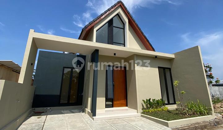 For Sale Nice and Cheap House Near UNS Strategic Location