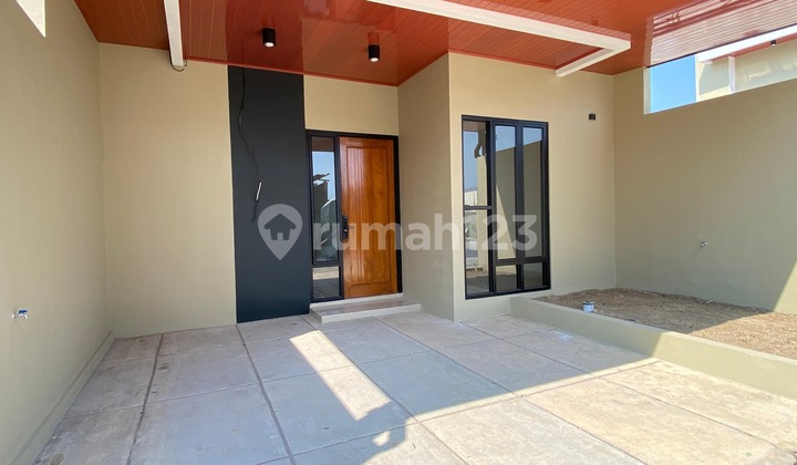 Exclusive 1-Story House Near UNS Strategic Location