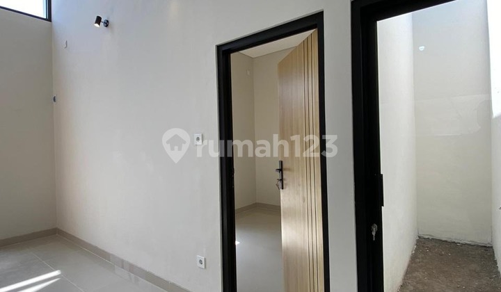 Rumah Ekslusif 1 Lantai Dekat UNS Dan Letak Strategis 2