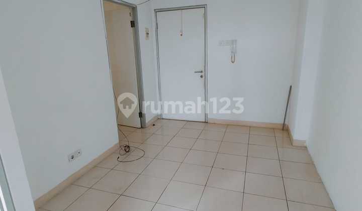 For Rent: 2-Bedroom Apartment, Unfurnished, City View