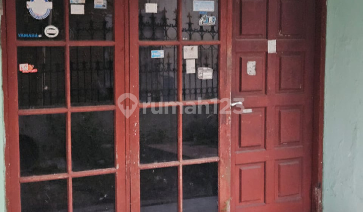 Pucang Indah Housing in Sidoarjo near the town square, Petra sports hall crowd 2