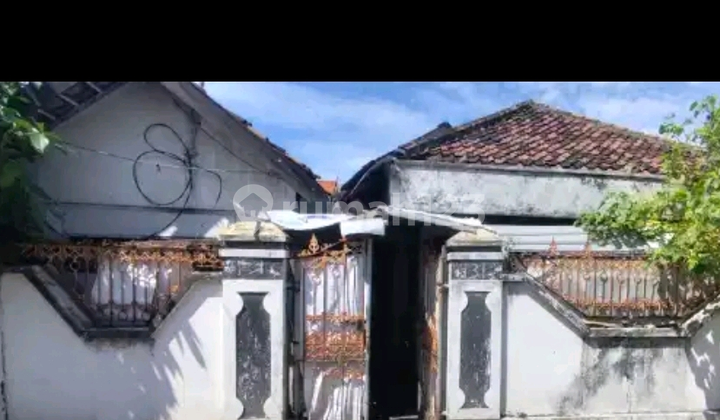 Inactive boarding house needs renovation in Buduran near Jenggolo intersection, Sidoarjo 1