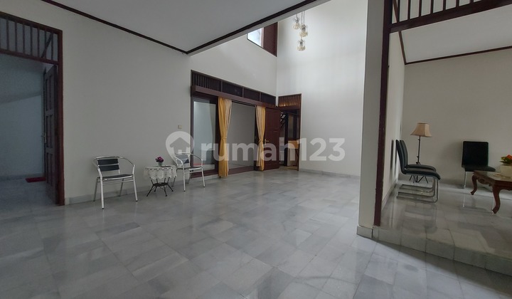 Rumah Murah 2 Lantai Dekat Perkantoran Jaksel Akses Mudah Mrt