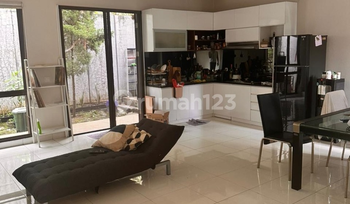 Rumah Murah Semi Furnished 144m2 Bsd City