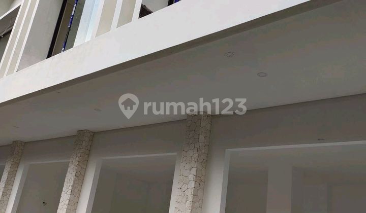 3 Ruko Units for Rent, Building Permit (4x6 M) Seminyak 3 Ruko Units for Rent, Building Permit (4x6 M) Seminyak