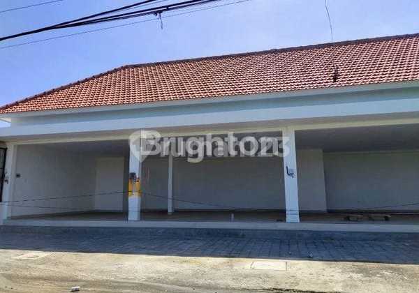 Shop 70 M2 Pererenan 2